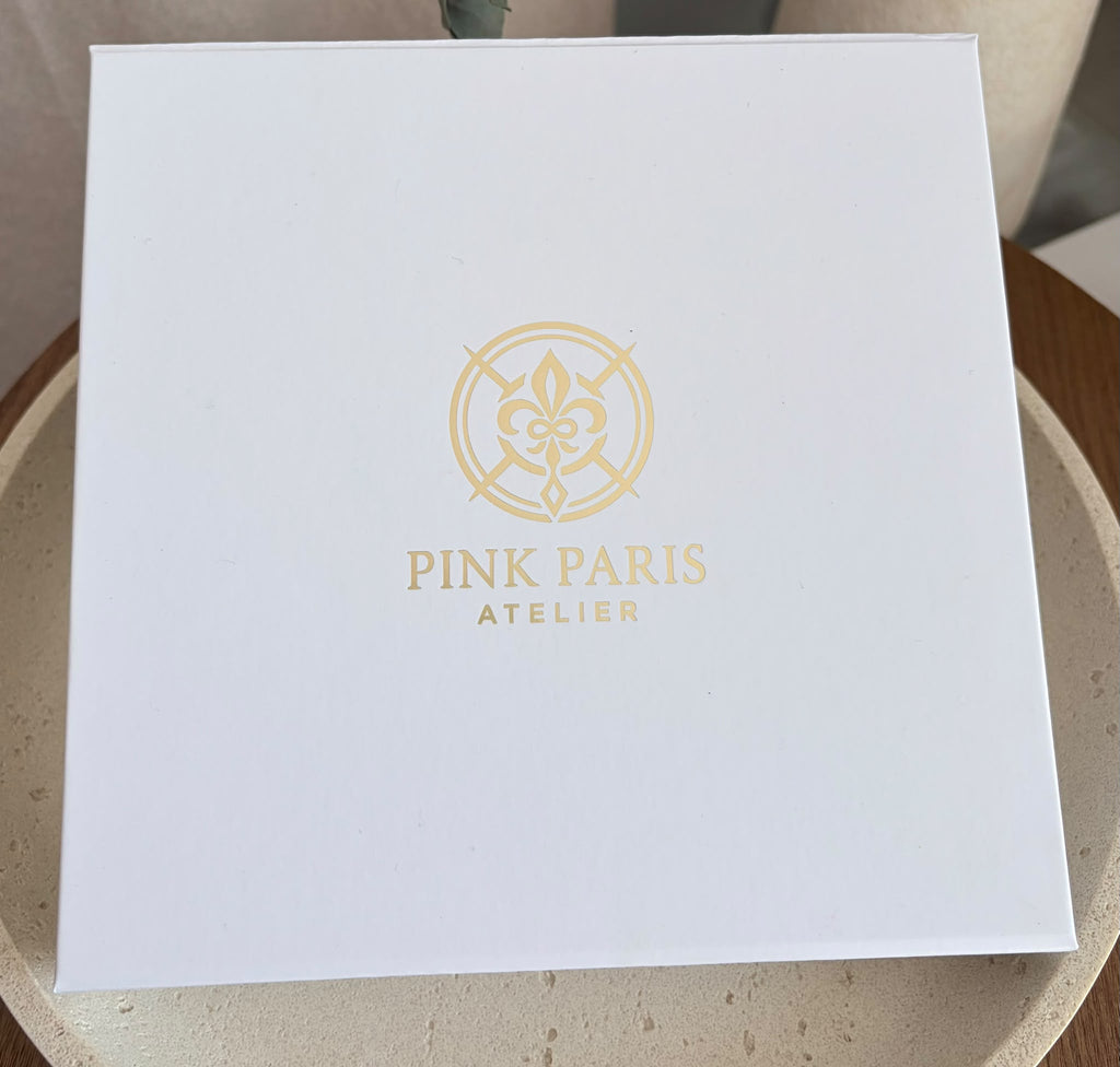 Hýlē Box | Pregnancy Announcement Gift Box with Baby Bodysuit & Keepsake Card