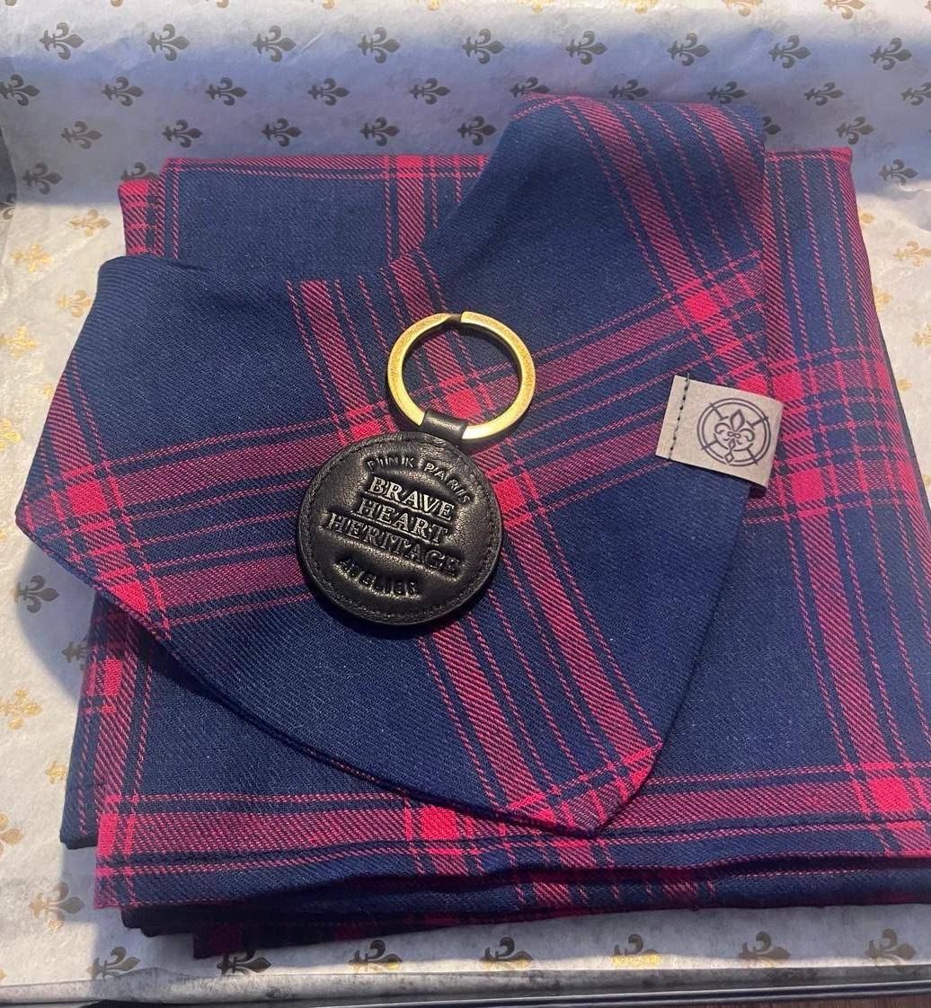 Heritage Box | Limited Edition Dad & Baby Gift Set in Cotton with Leather Detail
